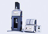 Anton Paar TPO 5000 with integrated touchscreen and sample chamber beside DMA 4500 M with Xsample 520 modules and filling unit for RTD measurement